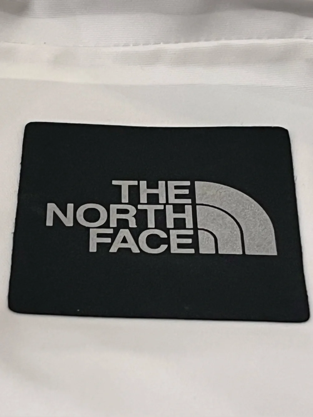 The North Face Hot Shot BC Base Camp Backpack White 28L Water Resistant $159 NEW